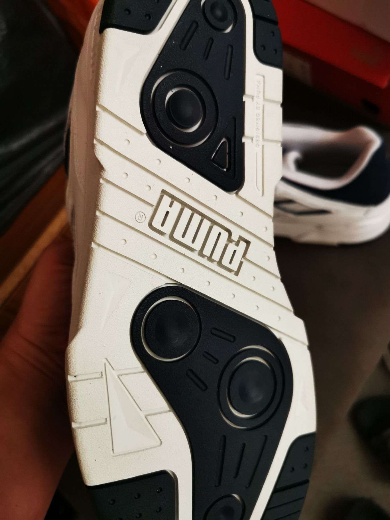 Бели кецове Puma