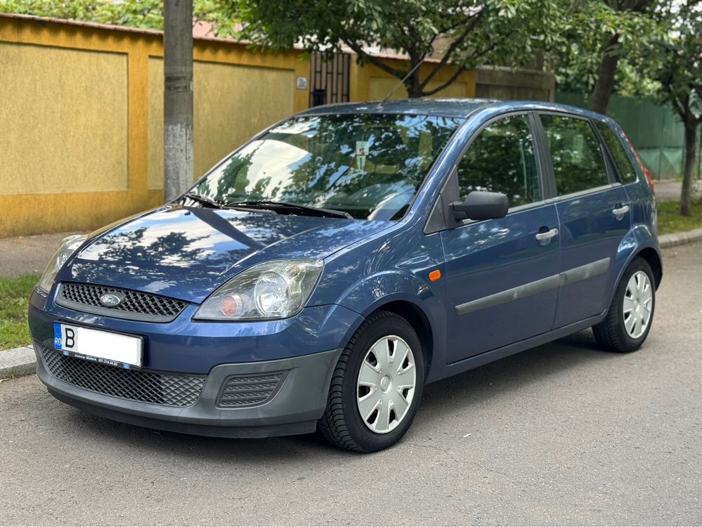 Ford Fiesta 1.2 Benzină An 2007 100.000 km