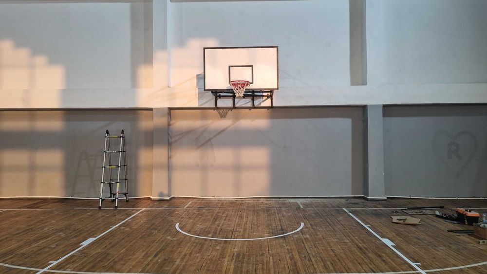 Секция по баскетболу