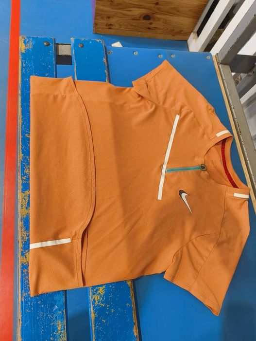 Спортна тениска Nike