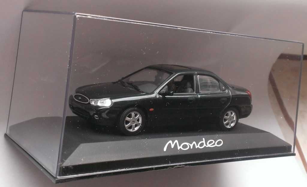 Macheta Ford Mondeo MK2 1996 - Minichamps 1/43