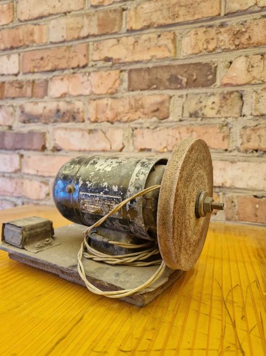 Наждак рабочий в Сортировке