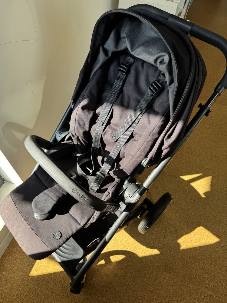 Carucior Cybex Balios S Lux - Black