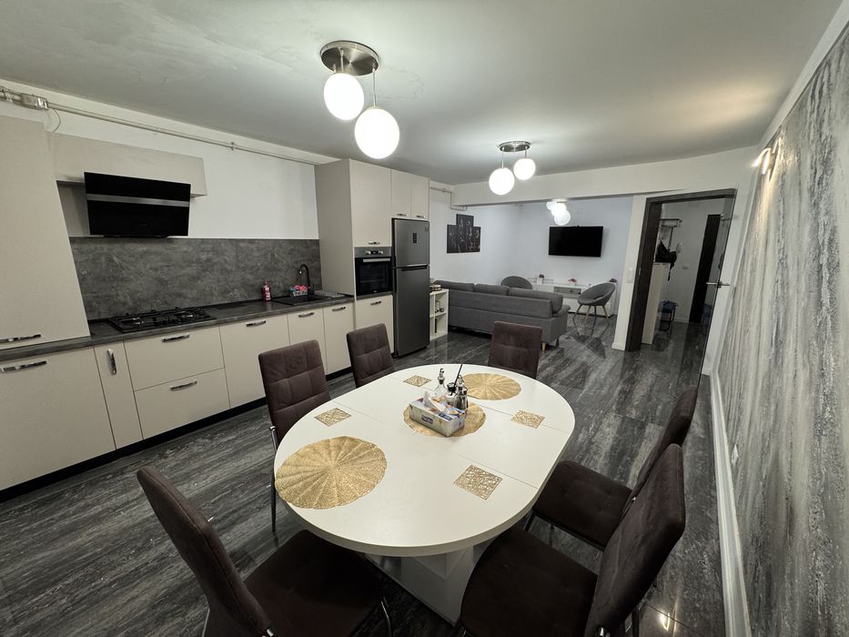 Inchiriez apartament regim hotelier Craiova