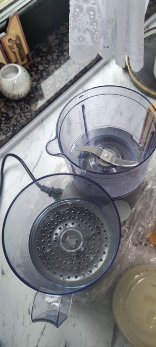 Robot multifunctional pentru prepararea hranei la bebelusi Babadulle B