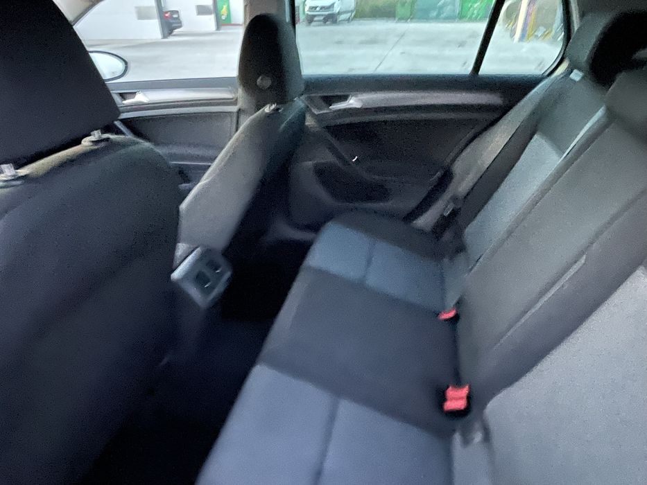 De vinzare vw golf 7