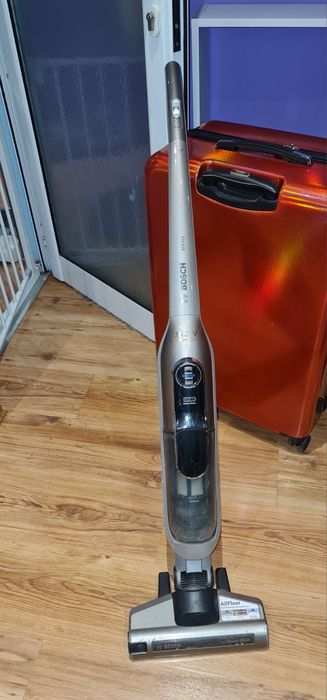 Безкабелна прахосмукачка Bosch athlet Lithium power.