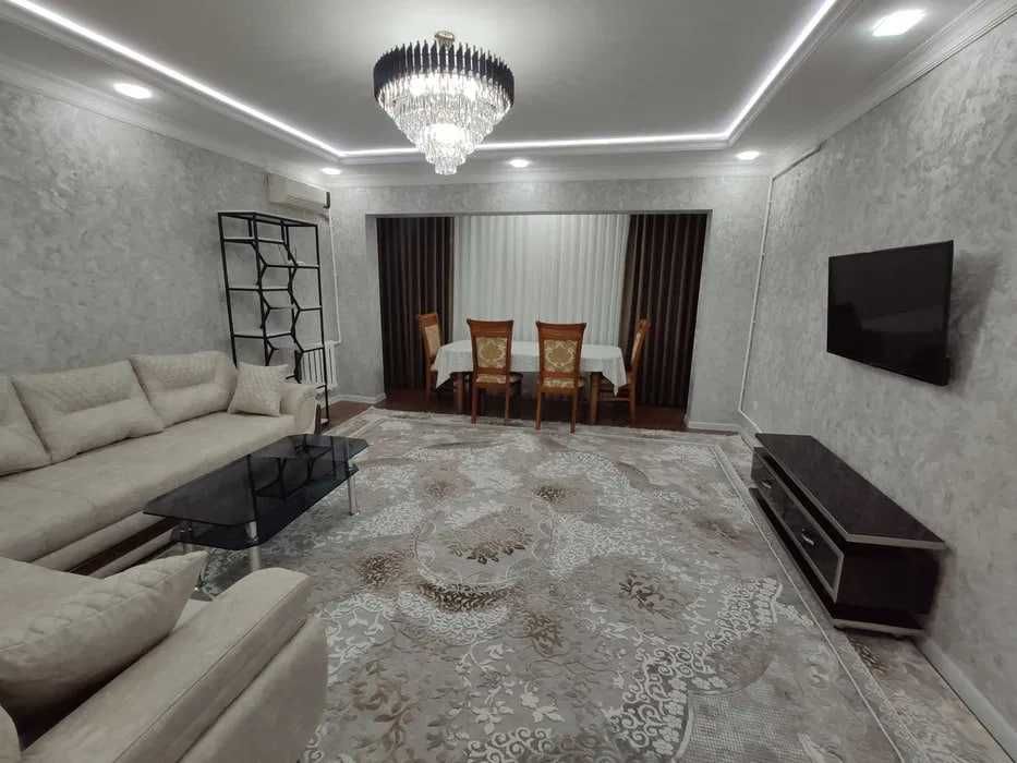 Сдаётся квартира ул Тарас Шевченко 3-ком/5/7 ро-н Мирабадский 117*