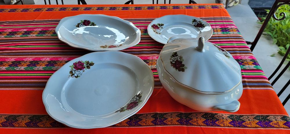 Set servire masă