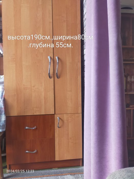 Продам в детскую шкафы недорого