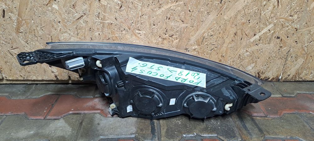 Far stanga Ford Focus Mk4 Halogen 2018/2019/2020