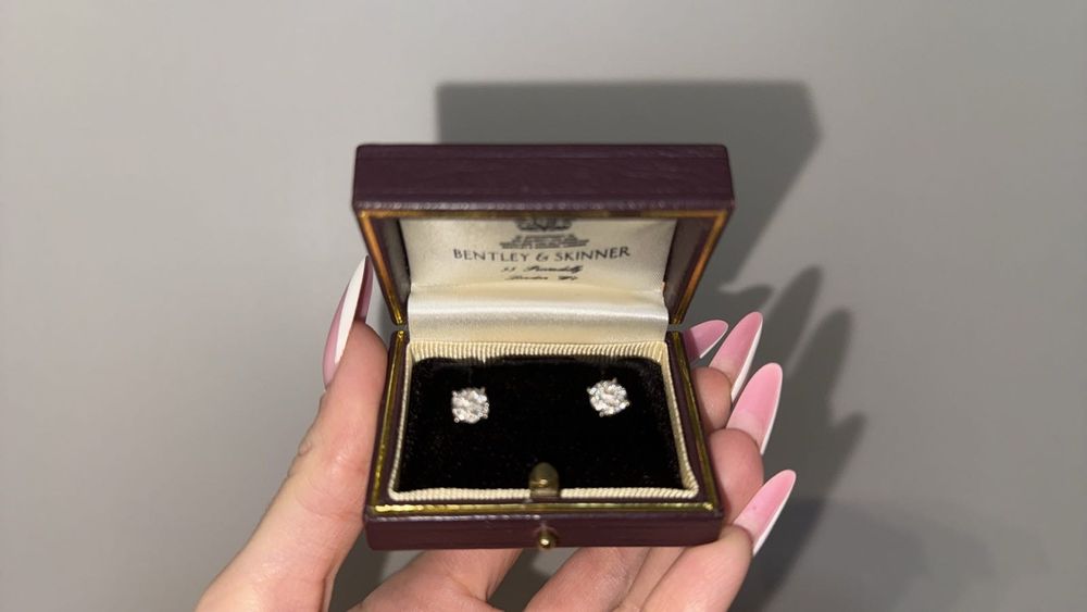 Диамантени обеци tailor със сертификат