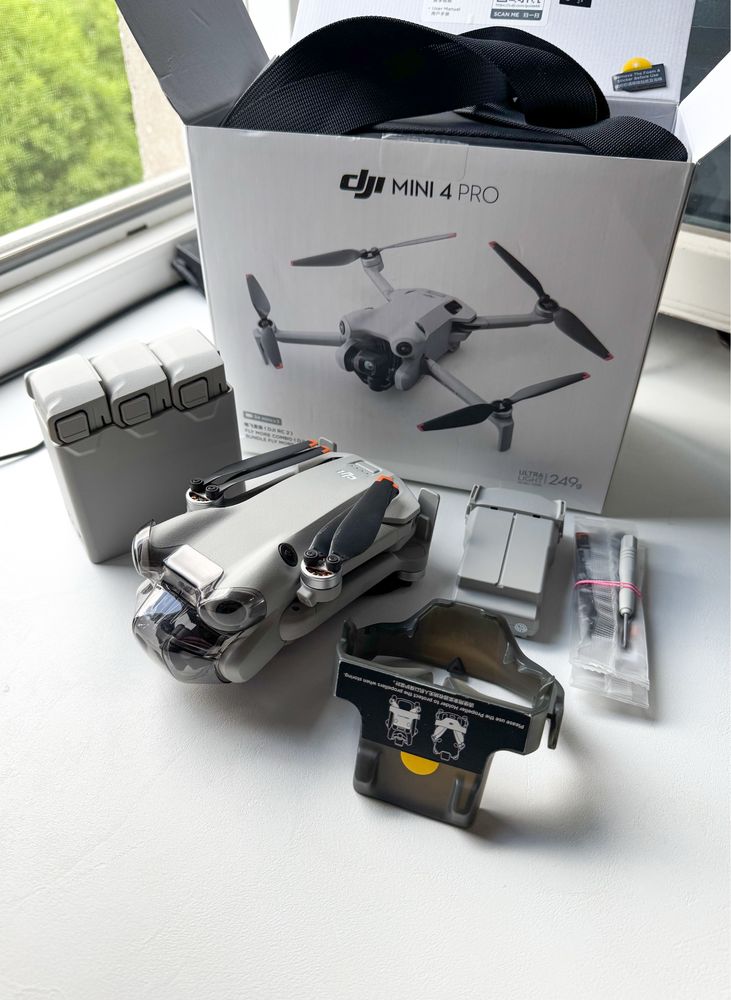 DJI Mini 4 PRO от Fly More Combo пакета БЕЗ контроллер