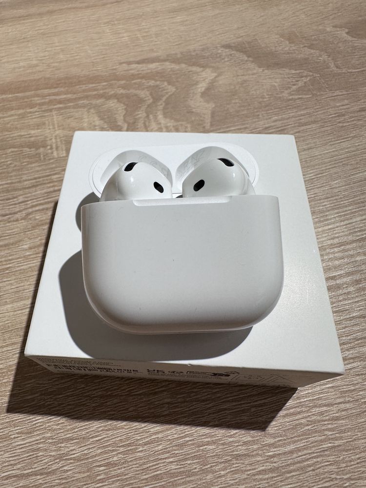 AirPods 4th gen ANC