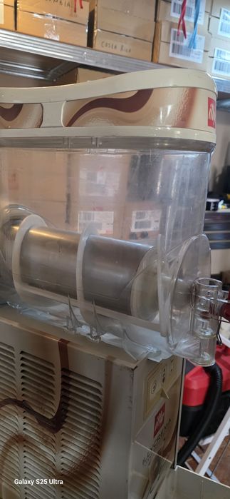 Продавам машини за фрапе и кафемелачки