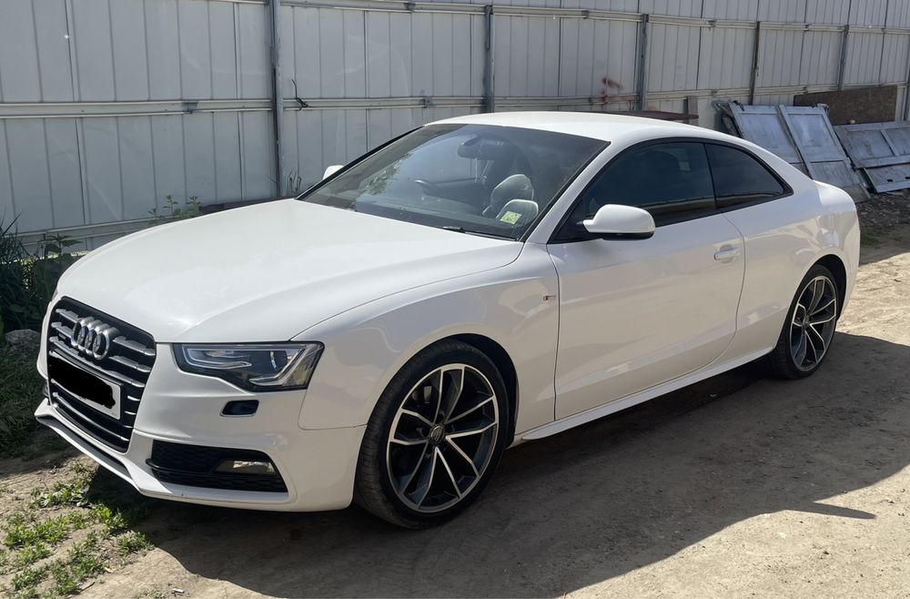 Dezmembrez Audi A5 8T Coupe Facelift S-line Bi-xenon 2013 2.0tdi CGL