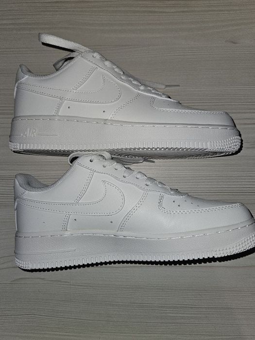 Air Force 1 Triple white