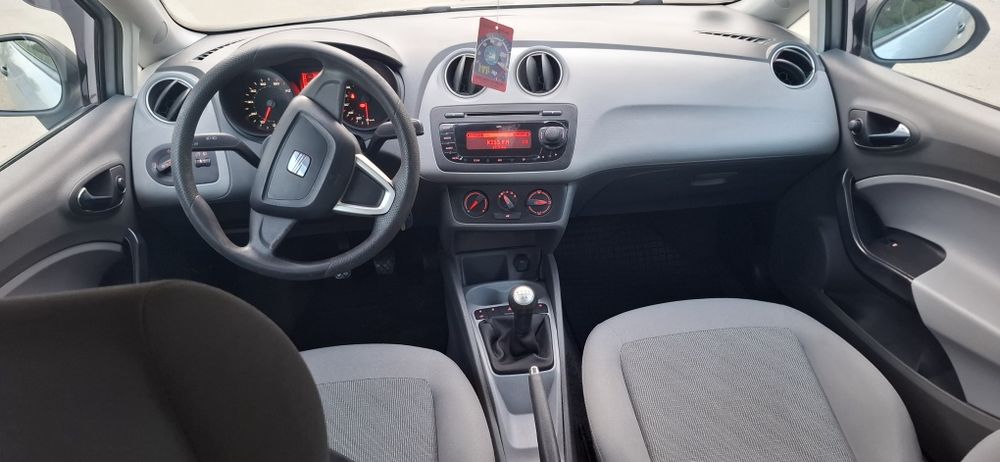 Seat ibiza 1.2mpi 70 cp doar 115000 realiii