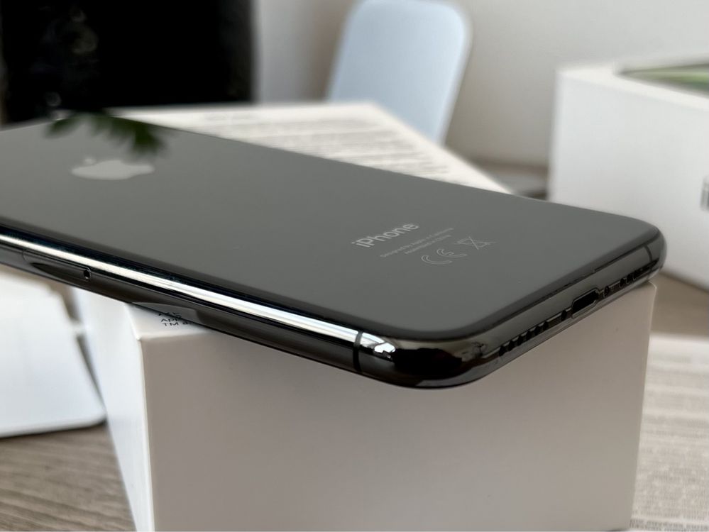 iPhone Xs, 64GB, Space Gray, КАТО НОВ, 100% батерия, ГАРАНЦИЯ!