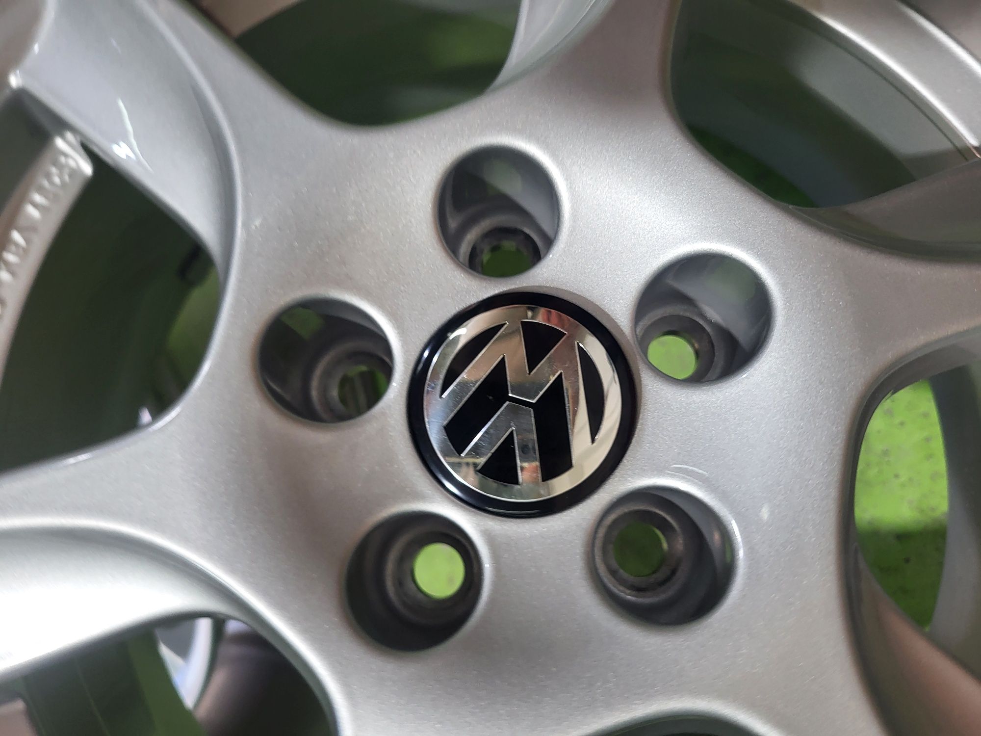 15 5x100 Vw Polo Skoda Fabia Seat лети джанти 5х100