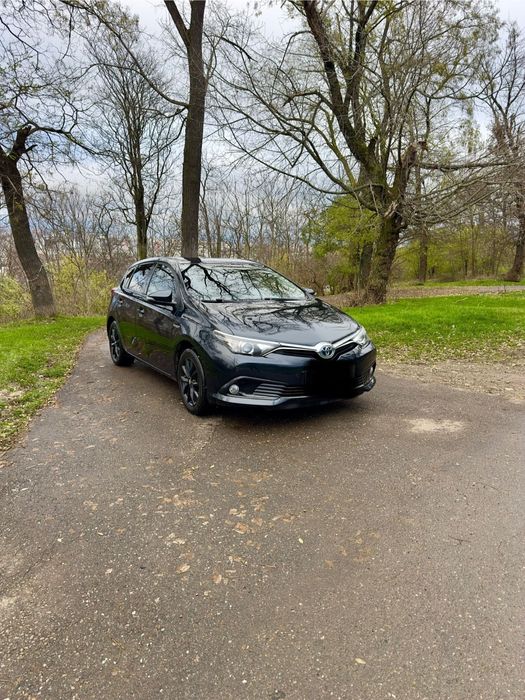 Toyota Auris 1.8 Hybrid