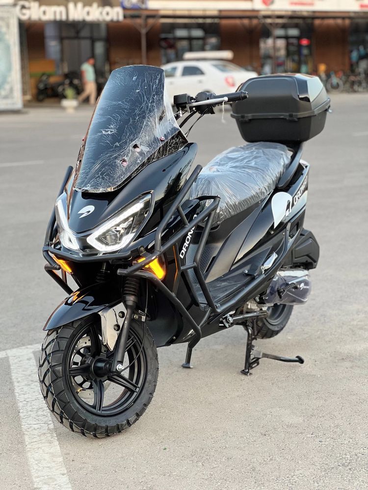 Tiger skuter srochna sotiladi (7000km)2025