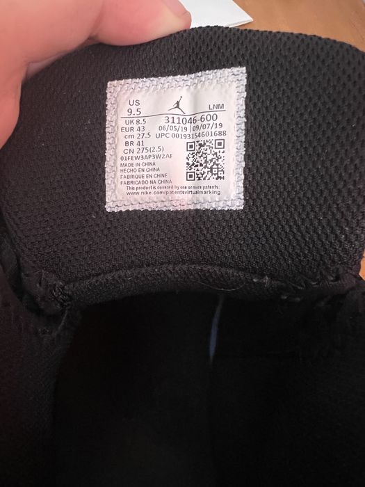 Jordan Dub Zero culoarea rosu