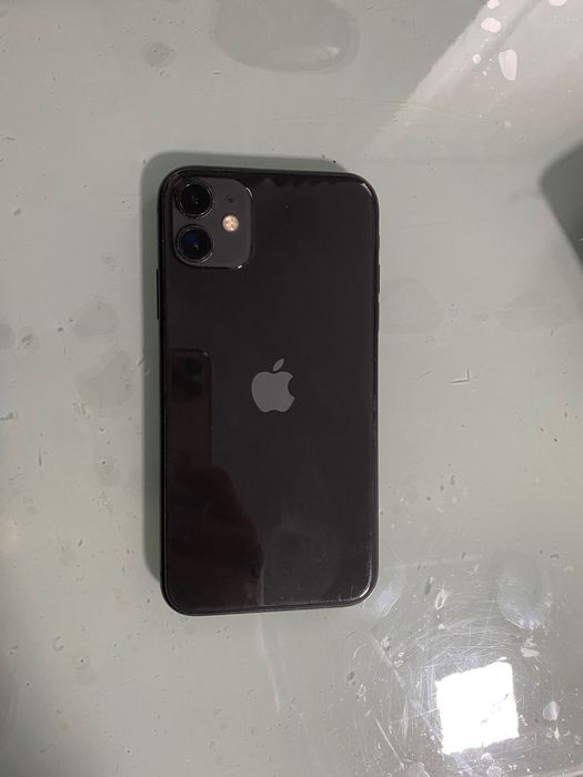 Iphone 11 negru 64gb 76% baterie