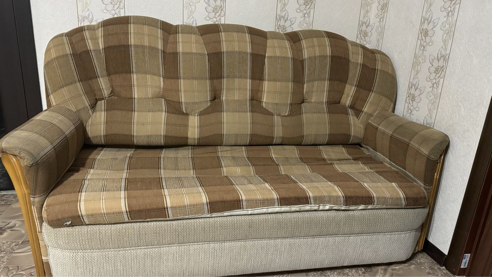 Диван отдам бесплатно  …