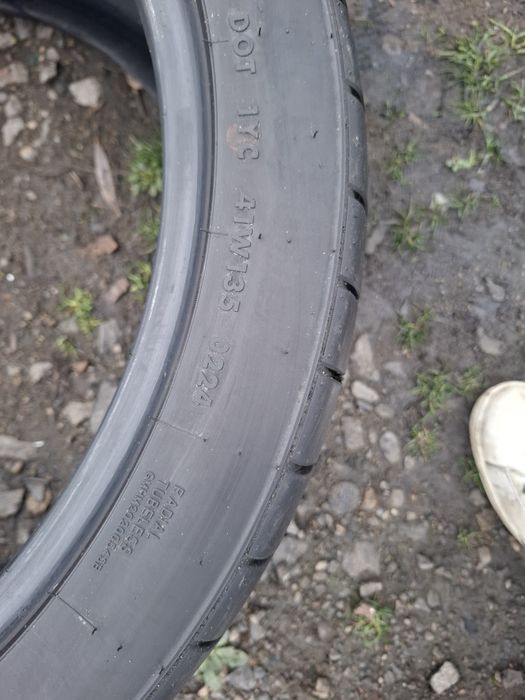 Vand 2 anvelope 275 35 19 gripmax de vara ca noi dot 2024