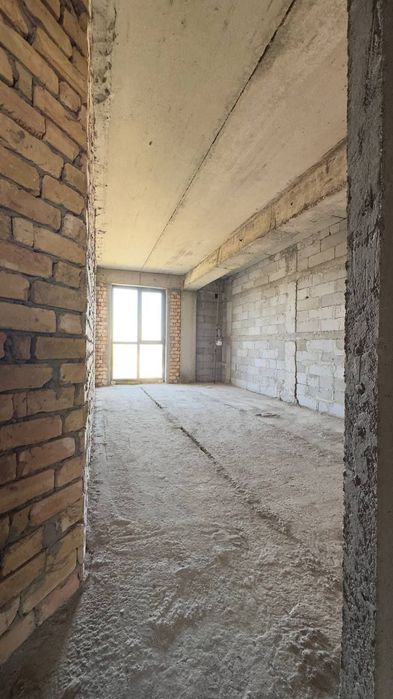 Эшангузар новостройка 140 КВ , квартира коробка