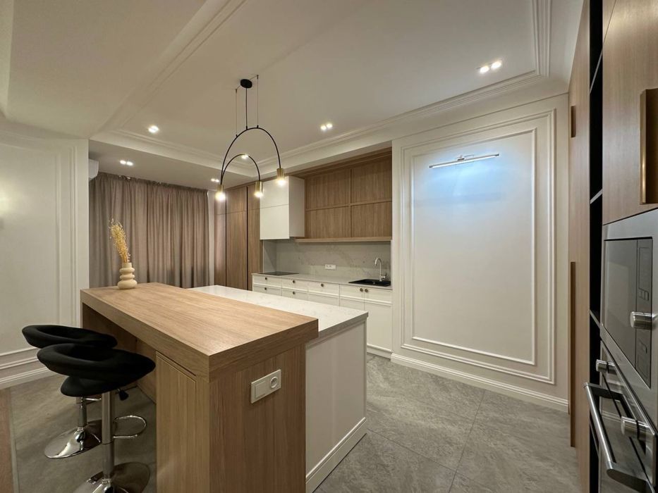 Квартира  Ц-6 пожарка  3/7/10 133 кв.м