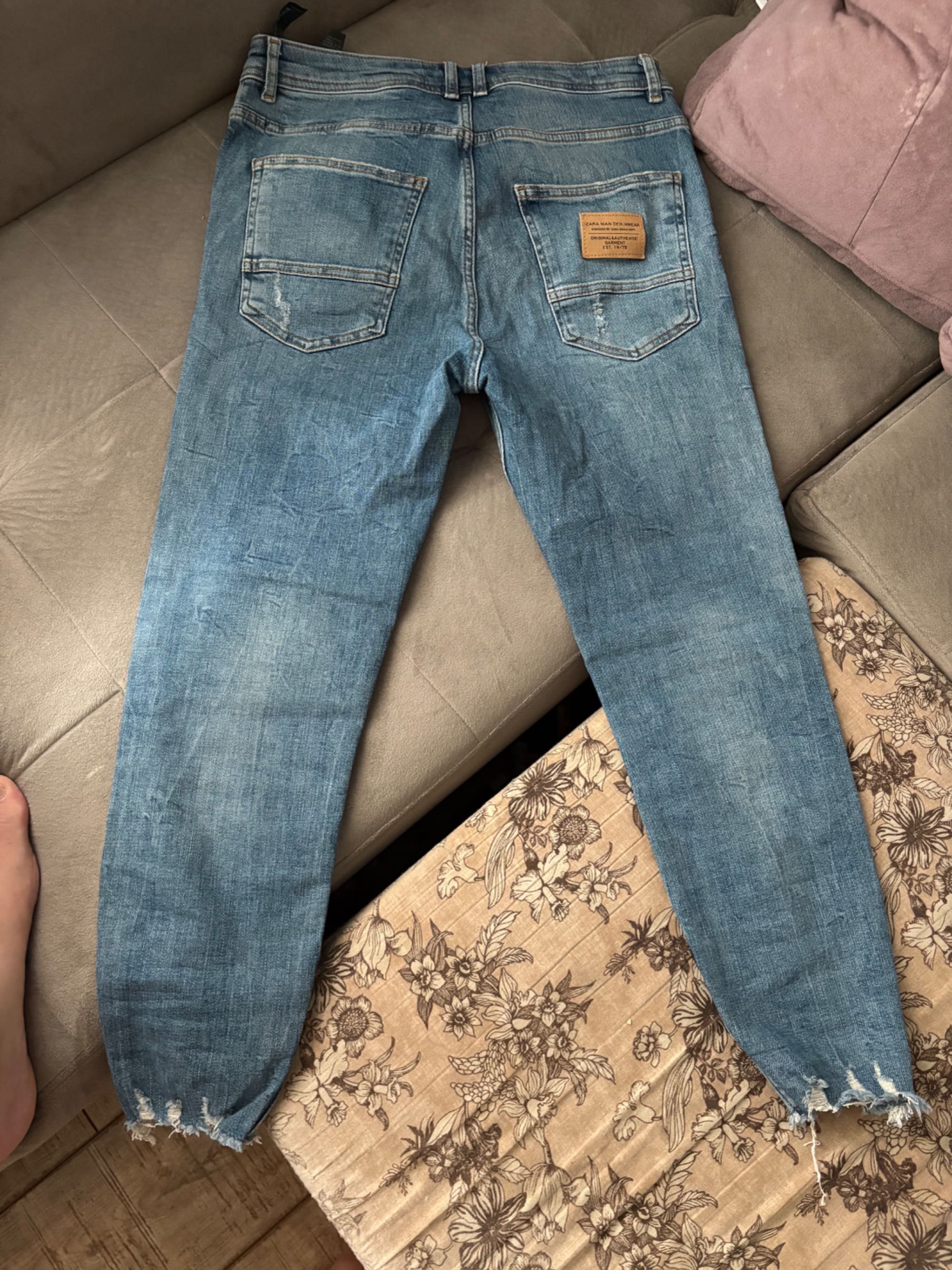 Мъжки дънки ZARA