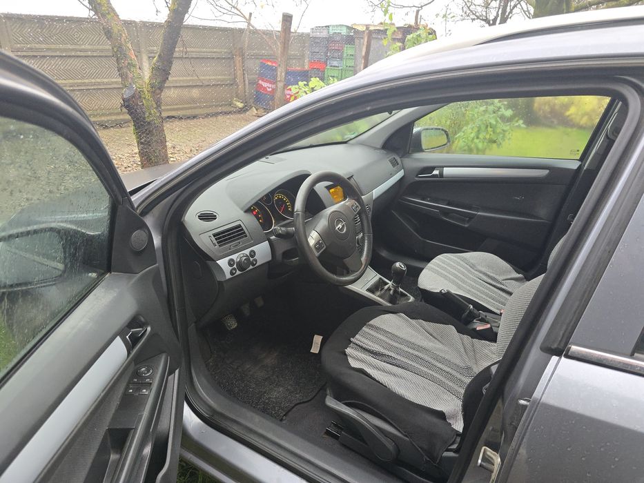 Opel Astra H 1.6