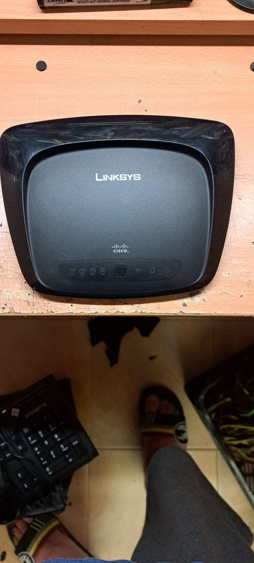 Router wireless , linksys wrt54g2 v1
