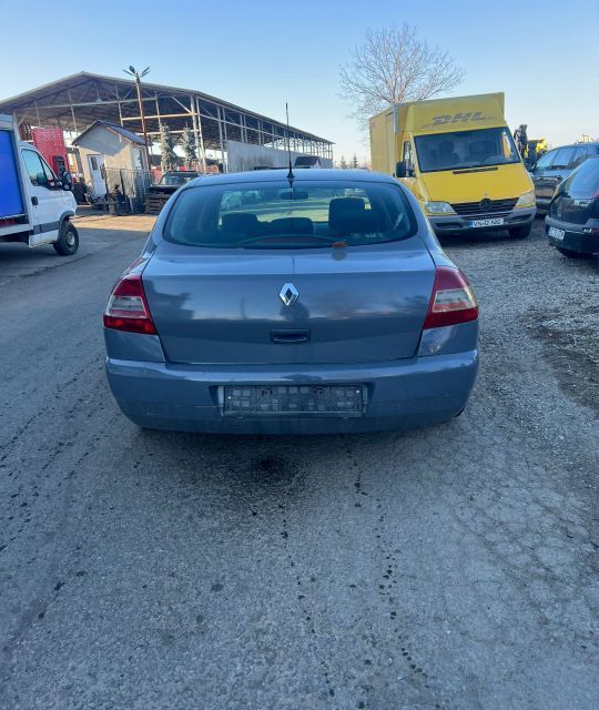 Dezmembrez Renault Megane 2 [facelift] [2006 - 2012] Sedan 1.4 MT (10