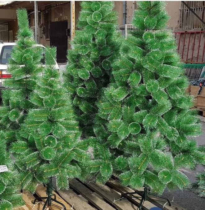 Елха заснежена 180см с Метална Стойка коледна Елха