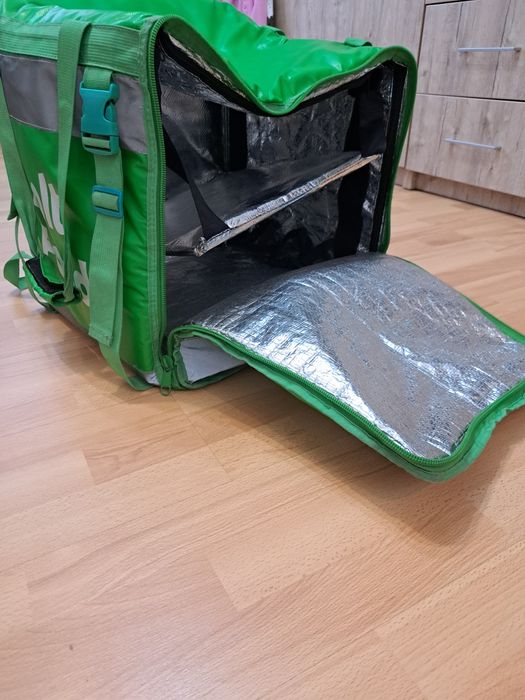Oferta GENTI LIVRARE doar București și împrejurimi!