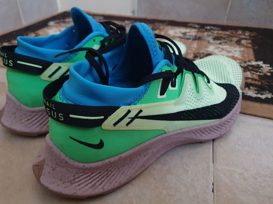 nike pegasus trail 2