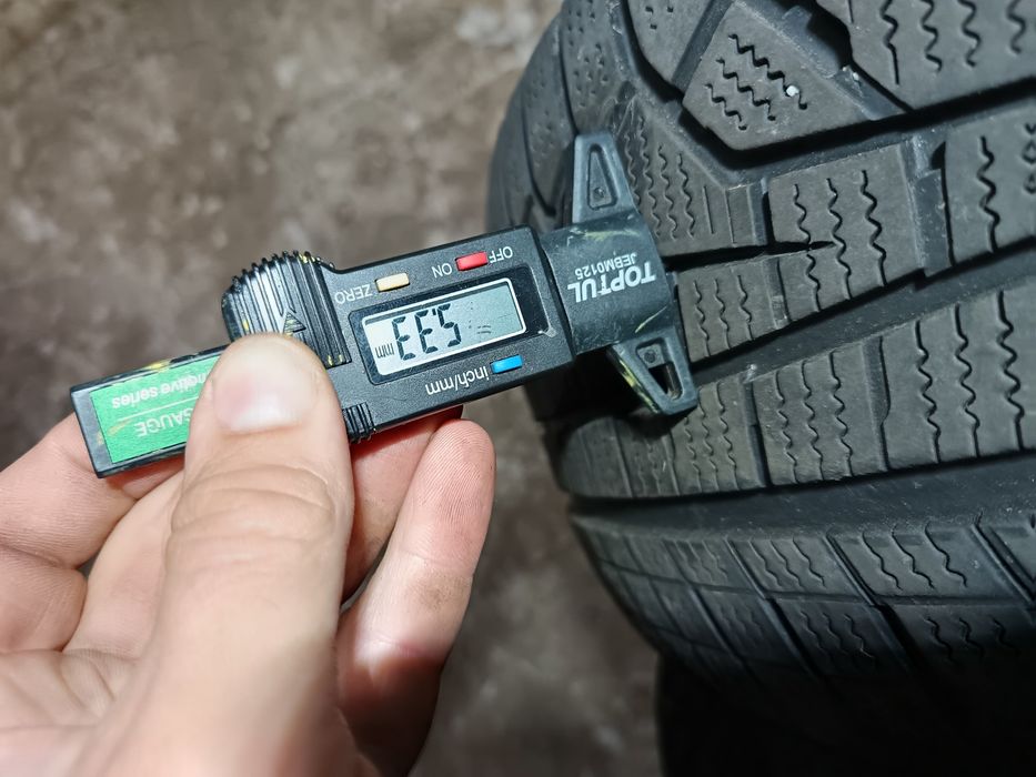 Anvelope MS iarna 225 65 17 hankook 2018 5-6mm