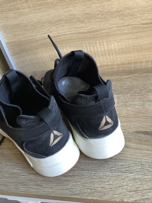 Reebok, нови ,оригинални