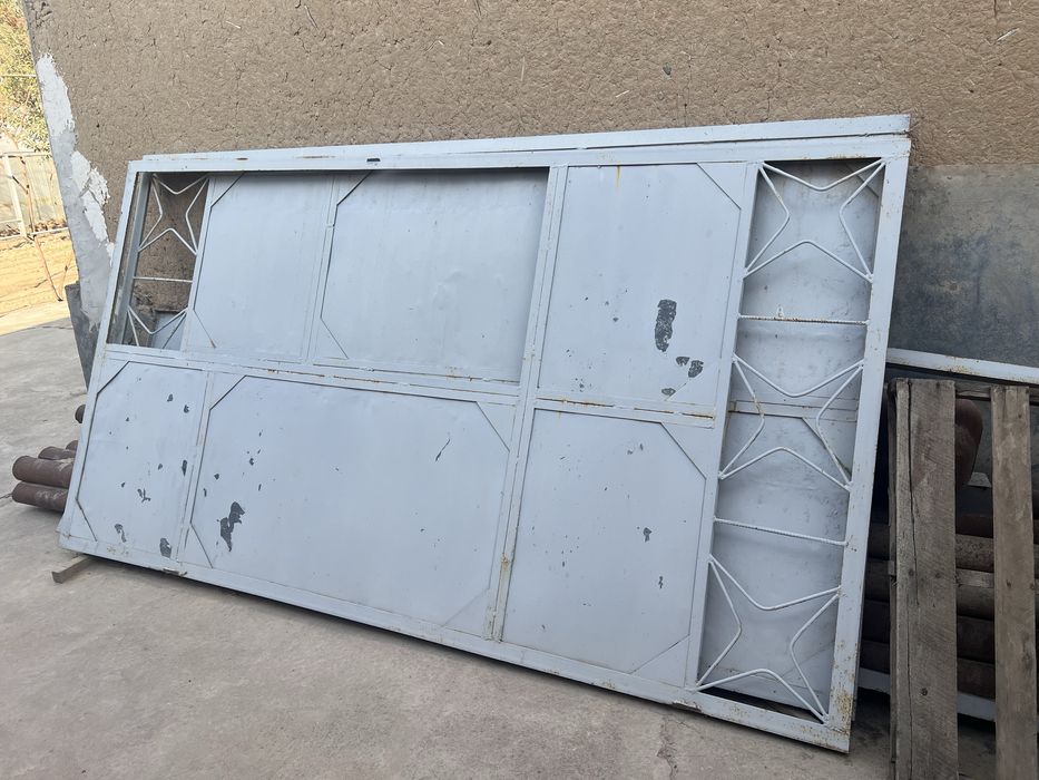 Darvoza qalin stenka