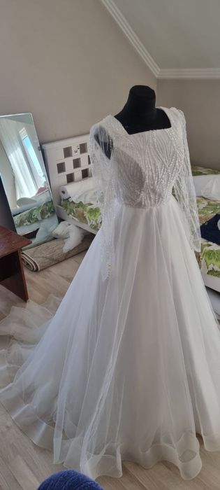 Булченска рокля 2024 г, ръчно изработена по поръчка