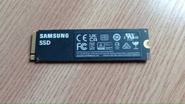 Samsung 990 Pro 4TB NVMe M.2 PCIe 4.0 SSD