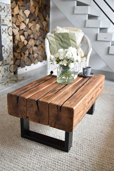 Маса за кафе от старо дърво