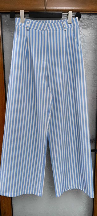 Спорно елегантен италиански панталон, размер М, цена 25лв