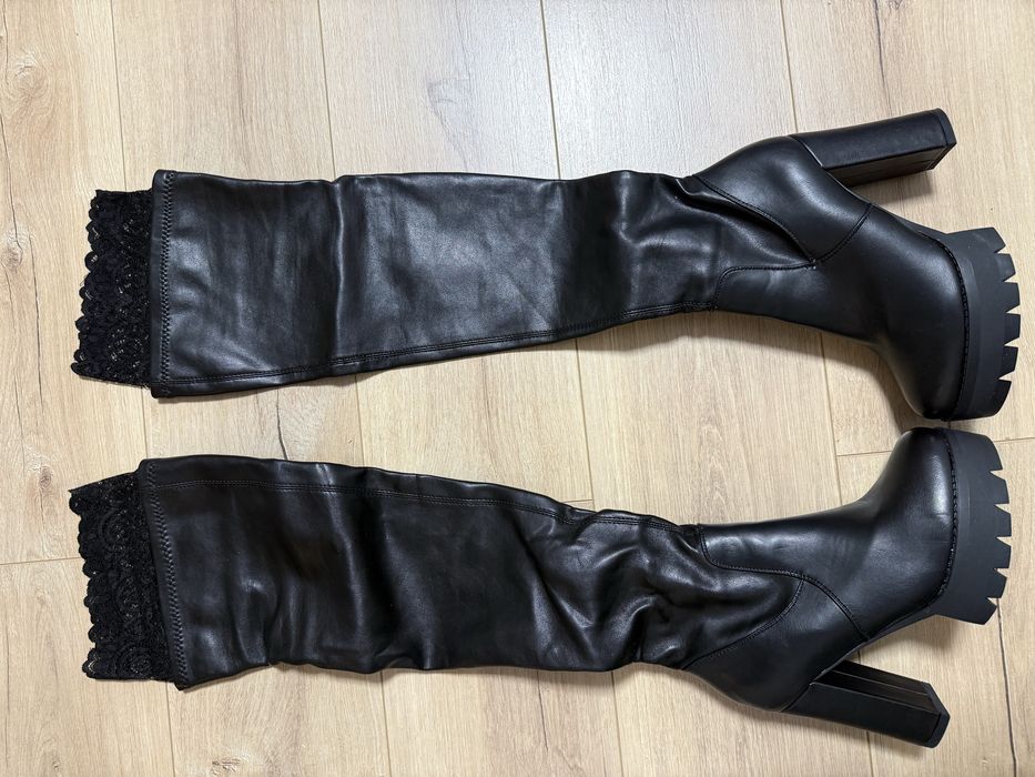 Дамски високи ботуши с висок ток тип чизми