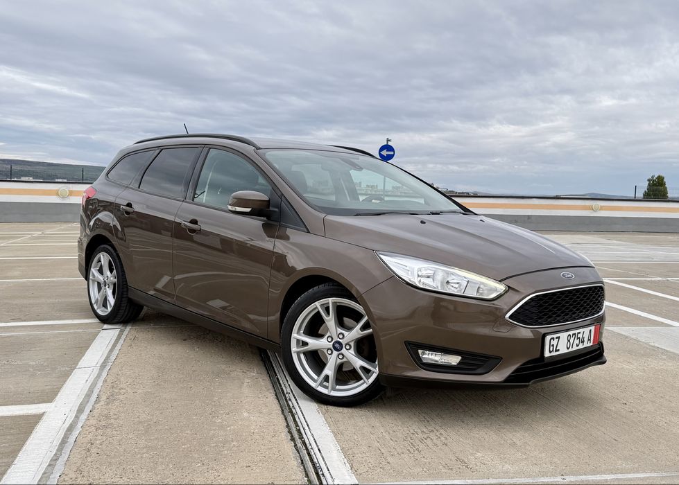Ford Focus 1.5TDCI 120CP Pachet-Iarna Climatronic