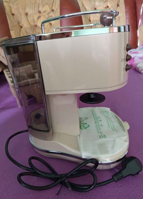 Vând aparat de cafea