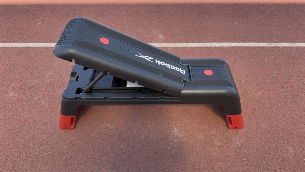 Reebok Deck – Bancă Fitness Ajustabilă / Stepper Multifuncțional